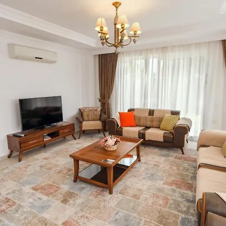 Four Seasons 6 Φετιγιέ