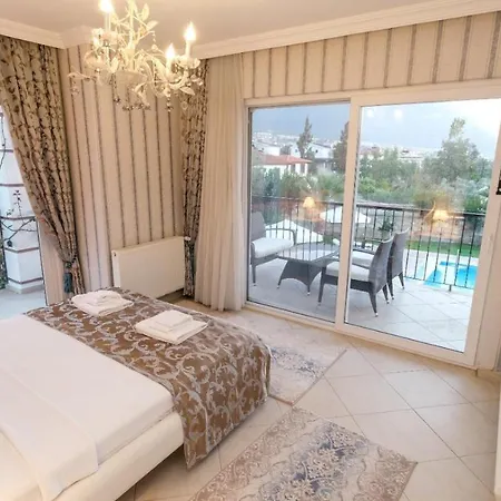 Four Seasons 6 * Φετιγιέ