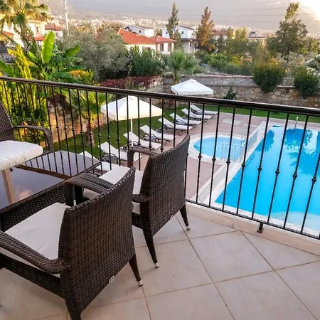 Four Seasons 6 * Φετιγιέ